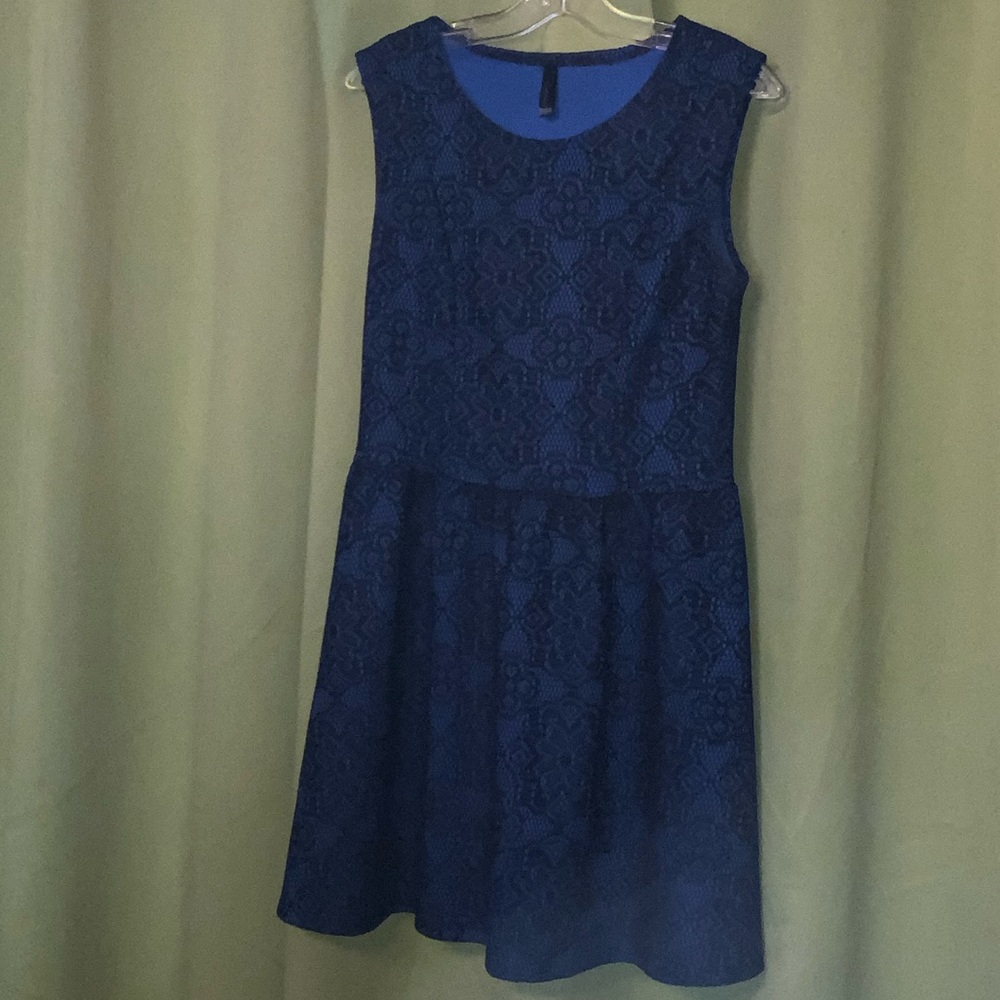 Elegant Blue Lace Dress